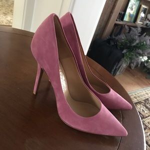 Never worn pink Ferragamo heels!